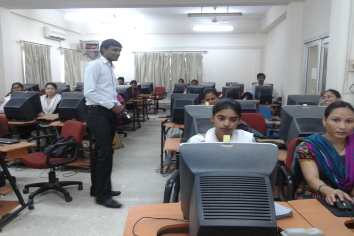 King George's Medical University, Lucknow IT Lab facility of King Georges Medical University Lucknow